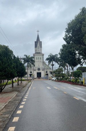 bán đất ven đà lạt, dt 5x26m cn 130m2 có 100m2 thổ cư giá chỉ 790 triệu ngay sân bay liên khương