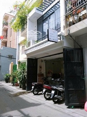 bán nhà hxh nguyễn trọng tuyển p15 phú nhuận 4.3x9.5m 2 tầng sàn suốt gía 10 tỷ 5 tl 