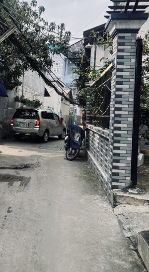 nhà mặt tiền 4m 3 lầu đúc kiên cố, hẻm xe hơi thông huỳnh tấn phát, giáp phú mỹ hưng. 5,4 tỷ