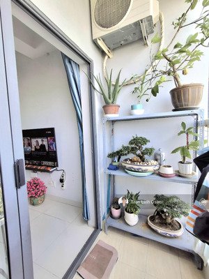 bán căn góc 70m2m2/2pn2wc - giá 3.55 tỉ - có sổ - chung cư mới ạ ^^