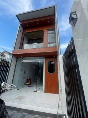 cho thuê nhà mặt tiền kinh doanh phường chánh mỹ bình dương cũ nhà 1 triệt 1 lầu nhà có 2 phòng