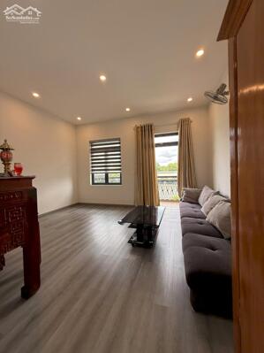 NHÀ HẺM 35 NGUYỄN KHUYẾN - TÂN LỢI