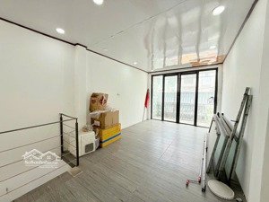 mặt tiền hồ bá kiện p15, quận 10 , 30m2, 3 tầng đang cho thuê 22tr/tháng chỉ 8.9 tỷ