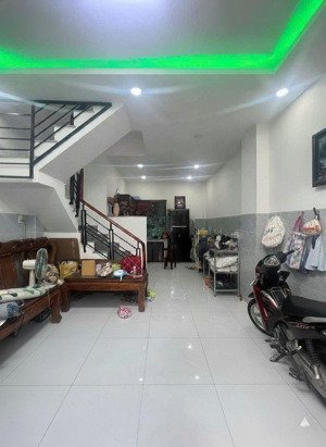 nhà 5x16, hẻm xe hơi, 2 tầng, đường hương lộ 3, sát aeon tân phú, giá 5.6tỷ