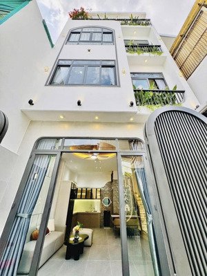 nhà đẹp giá mềm chỉ 3tỷ850 đường võ văn tần, q3 - 65m2, có hđ thuê 17tr/tháng - hẻm ô tô vào được