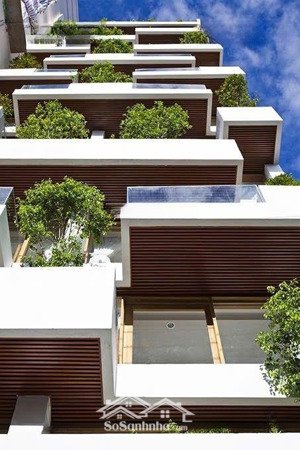 cần bán khách sạn 3sao đường trần quang khải, phường lộc thọ, tp nha trang. cách biển chỉ 400m.