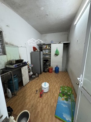 chính chủ bán nhà 178/95 nguyễn lương bằng , diện tích 15m2 nhà 4 tầng giá 3,150 tỷ. có sổ đỏ riêng