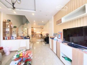 nhỉnh 12 tỷ - 60m2 nhà đẹp full nội thất - ở ngay
