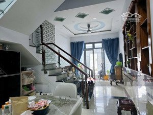 chính chủ gửi bán nhà đẹp 3 tầng hoàn công. hẻm xe hơi 6m, trương văn thành, phường hiệp phú.