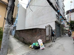 lô góc, ngõ ô tô qua, ngõ thông ra hồ tây. thông số đẹp 54m2 - mt 4,1m - 18,6 tỷ. pháp lý chuẩn