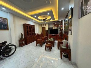 siêu phẩm nhà phúc lợi gần phố ô tô vào nhà 5 tầng thang máy full nội thất