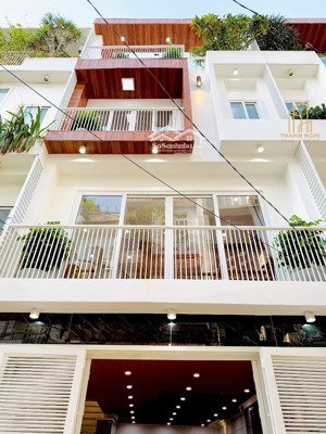 cần bán gấp căn nhà 88,4m2/3tỷ880 ngô tất tố p19 bình thạnh. 800m tới chợ thị nghè, hiện thuê 26tr