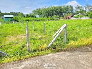 bán đất vườn 865m2, sẵn 150m2 thổ cư tại xã hiệp thạnh,gò dầu, tây ninh. gần kcn, giá 850 triệu