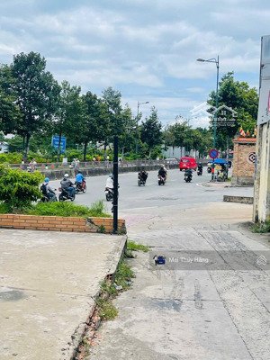 siêu phẩm hiếm, vị trí đẹp - mt ngay phạm văn đồng đường 7m có lề - 60m2 giá 5.8 tỷ