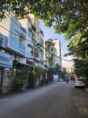 bán nhà góc 2 mt hẻm lớn nguyễn văn đậu dtcn 100.2m2, vị trí rất đẹp, giá 13.5 tỷ tl