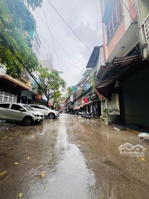 cực kỳ hiếm trung tâm hai bà trưng ô tô đỗ cửahai mặt ngõ thôngvửa ở vừa kinh doanh