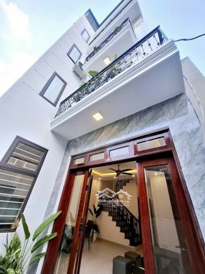 bán gấp nhà riêng 3pn, 3wc tại nguyễn văn linh, cổ bi, 9 tỷ, 46.6m2