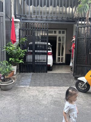 bán nhà hxh 4m x 15m nở hậu 6.3m hoàng hoa thám 5 tầng oto ngủ trong nhà