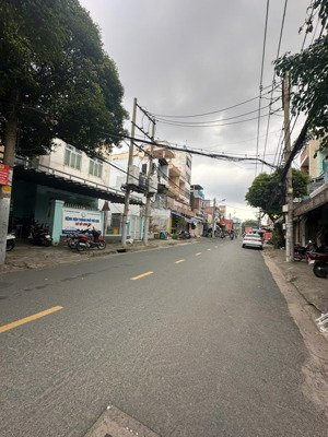 lô đất khủng sát chợ thủ đức, 20x26m thổ cư 100% ngay kha vạn cân - giá chỉ 25 tỷ tl