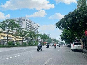 bán nhà giải phóng - đối diên bv bạch mai - đầu tư kinh doanh đa dạng