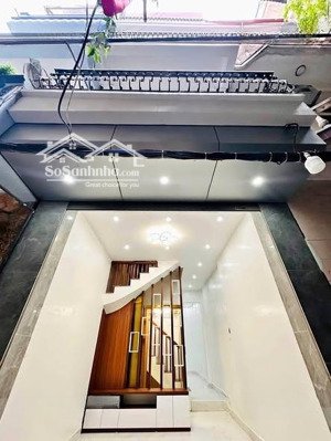 bán nhà nam từ liêm 35m 5 tầng, 2 mặt thoáng, lô góc, ô tô đỗ cửa, dân xây giá chỉ 5.x tỷ