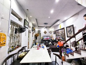 bán nhà phố đê trần khát chân- hai bà trưng