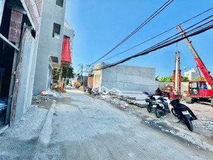 bán đất vườn lài 80m2(5x16) - 5,4 tỷ - sau đại học nguyễn tất thành, an phú đông, quận 12.