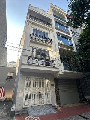 phân lô cầu giấy 2 ô tô tránh thích hợp làm văn phòng kết hợp ở. 48m 12 tỷ