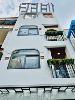 tôi cần bán nhà đường 7m phan văn hân - bình thạnh. giá 3tỷ790 gần đại học thuỷ lợi cho thuê 27tr