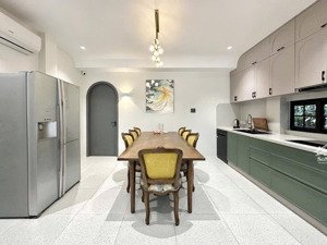 giảm sốc nhà hoàng hoa thám bình thạnh
5x13 - 5pn - vuông đẹp - hoàn công đủ - giá: 9tỷ tl mạnh