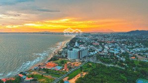 tái định cư long hải - vị trí trung tâm nối liền khu du lịch biển long hải ,108m2 giá 2ty250 - shr