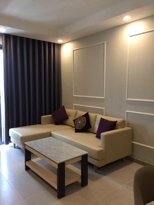 bán căn hộ gold view 80m2 2pn 2wc. view hồ bơi , tầng cao thoáng: 7,2ty ( bao hết). 918712885 hằng