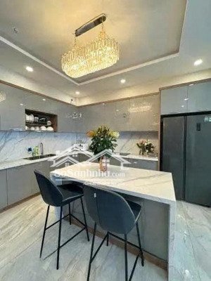 bán nhà lê thị riêng 110m2 4 tầng - 25 tỷ - chdv dòng tiền 80tr/tháng