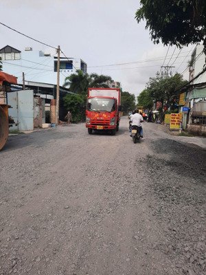 bán lô góc mặt tiền kinh doanh buôn bán rẻ nhất hiện nay . giá 7.5 tỉ