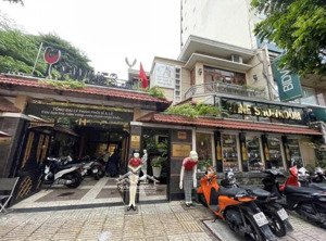 cho thuê nhà mt 34b nguyễn thị diệu phường võ thị sáu quận 3 có chỗ đỗ ôtô 160tr/th bàn giao ngay