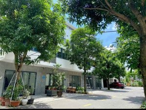 chính chủ gửi bán nhà phố thủy trúc, vị trí đẹp tại ecopark