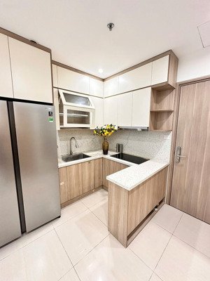 chính chủ cần bán gấp căn hộ chung cư 1050 2pn - 2wc, diện tích 68m2