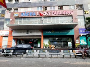 bắc hà lucky-30 phạm văn đồng. nhà tôi bán căn 2pn- 2wc giá 6.3 tỷ. tầng đẹp nhất toà, view vô cực