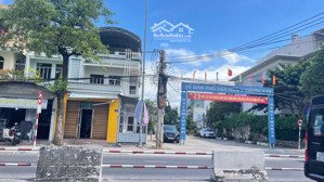 căn góc hiếm ngay trung tâm phố tây tương lai góc đường lê hồng phong giá 13,6 tỷ 