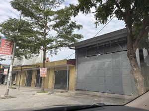 chính chủ cho thuê cửa hàng ki ốt tại tố hữu, tân phong, quảng xương, thanh hóa, 15 triệu, 180m2