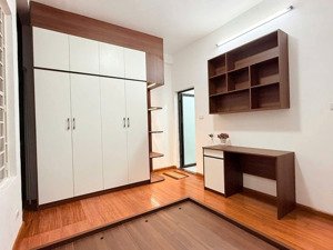 bán nhà riêng phố trường chinh,5 tầng cách 1 nhà ra ô tô đỗ, ngõ thông giải phóng, vừa ở vừa cho th