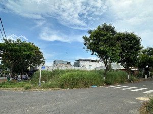 cần bán lô góc đường khúc thừa dụ xây cao tầng - đất đẹp phù hợp xây khách sạn, toà căn hộ