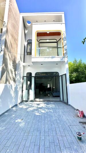 Ngộp chủ giảm sâu Căn Nhà 1 Trệt 1 lầu vừa xây mới siêu đẹp - Cuối Đường Đồng Khởi