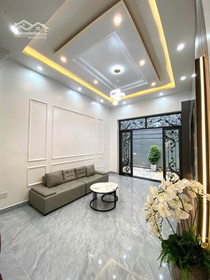 bán nhà hồ sen thông chợ hàng cũ