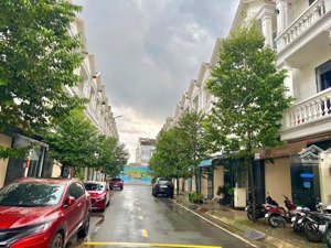 nhà đẹp 4 tầng - 2 mặt tiền lái thiêu - 63m2 - dòng tiền 14tr/tháng - 6,18 tỷ