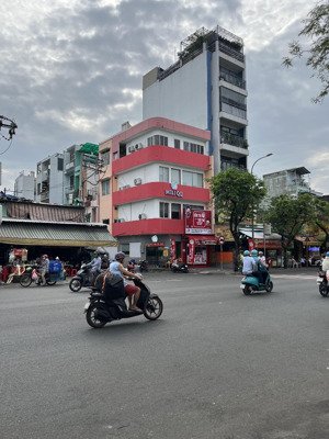 siêu vị trí góc 2 mt lê văn duyệt 1 trệt 3 lầu, hđt 88tr/th 39,5 tỷ p1, q. bình thạnh, tp. hcm