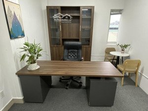 văn phòng cho giám đốc sẵn bàn ghế trọn gói 03 triệu - tặng 01 bảng tên