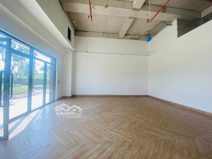 74m2 - 22 triệu/tháng kế sảnh - cho thuê shophouse q7 riverside