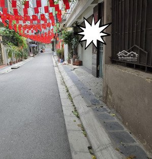 trung tâm cầu giấy 6 tầng thang máy - ngõ thông kinh doanh - siêu hiếm. full nội thất xịn 52m2