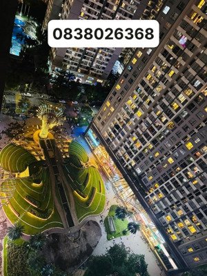 chính chủ bán 1pn tầng trung toà park 8 kđt times city- view quảng trường lh: 